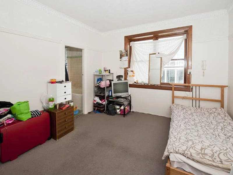 Living Room Before Renovation