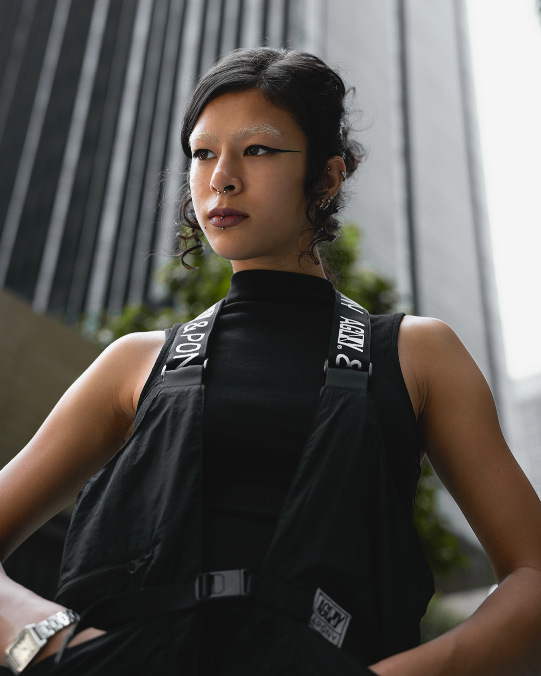Close-up-Vest.png