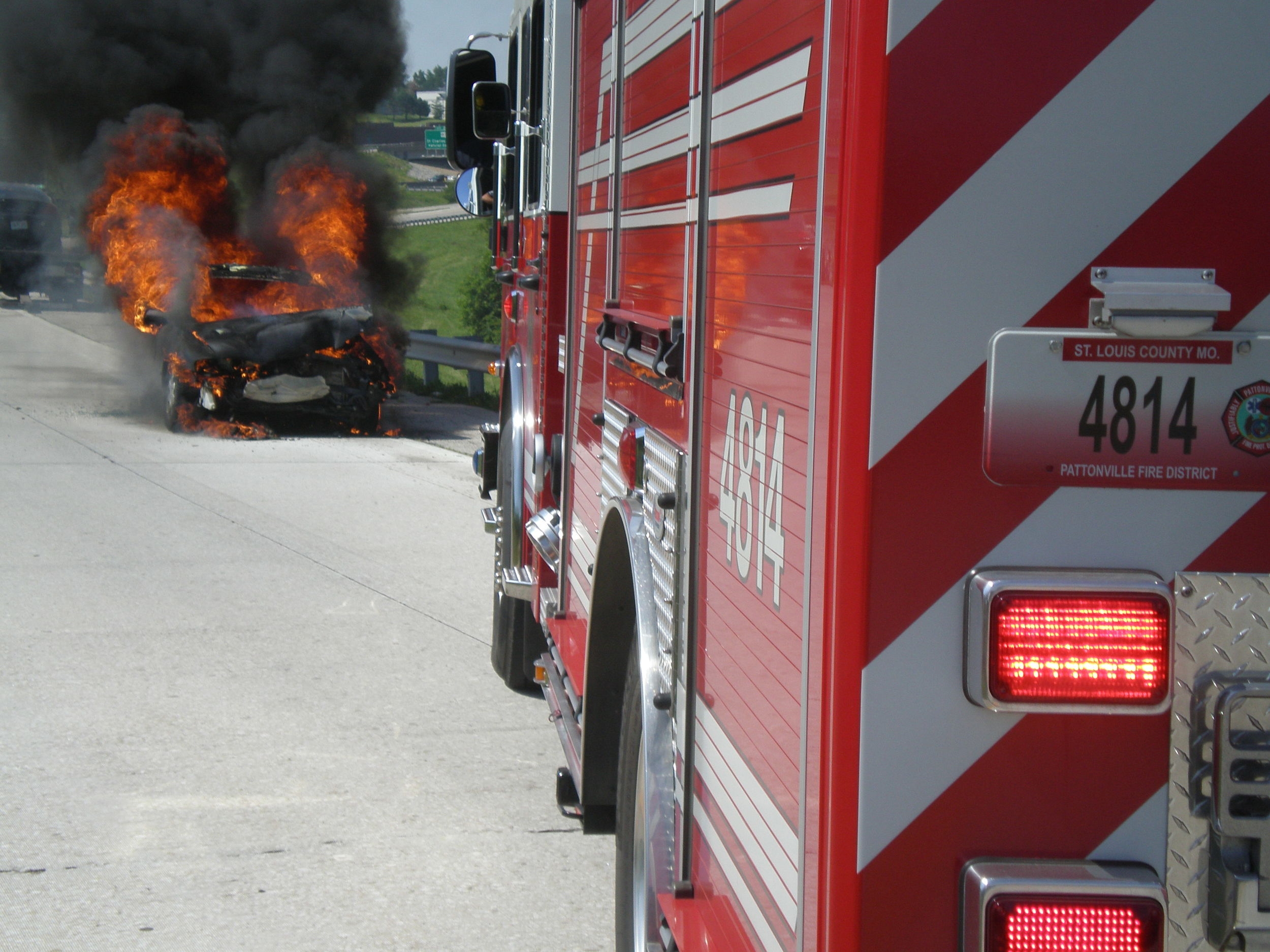 A Shift car fire 003.jpg