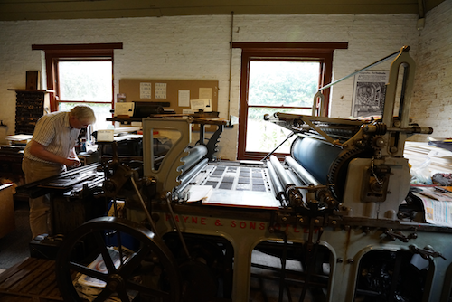 3Cambridge_Museum_of_Technology_stockphoto_print_room_YDing_Aug2016.png