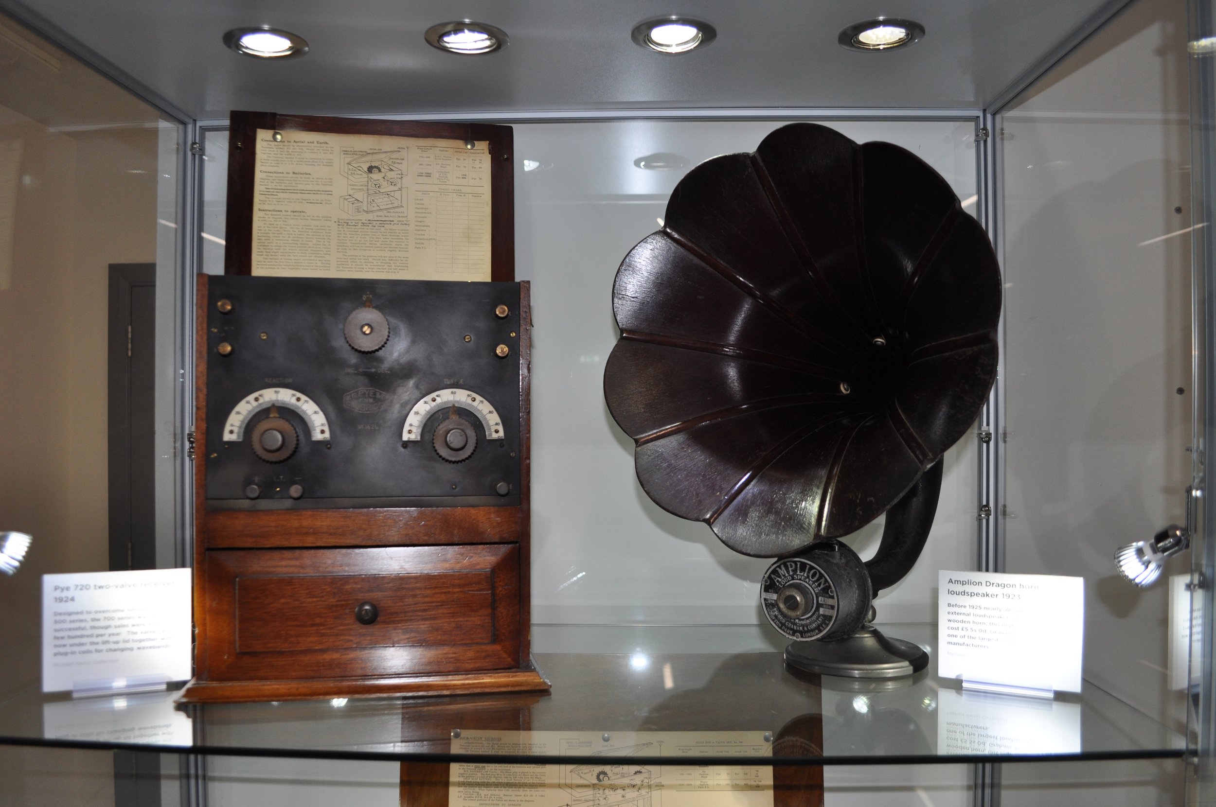 How Radio and TV Works — Cambridge Museum of Technology