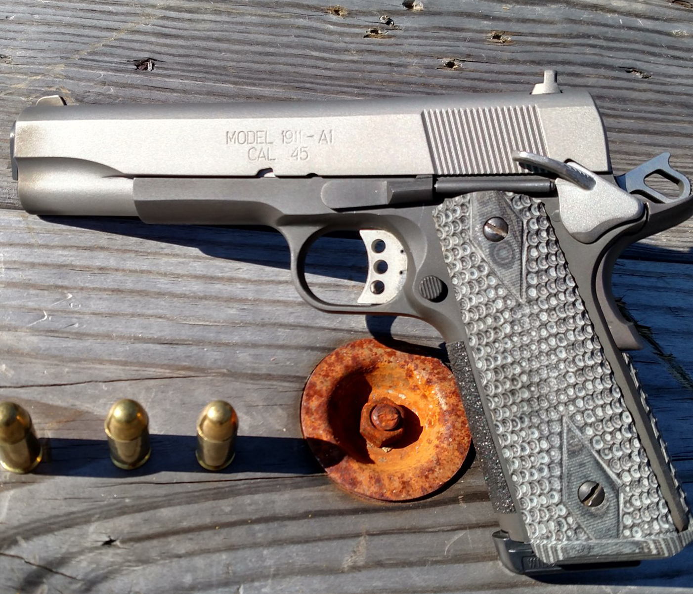 Banner-Titanium-Handgun.png