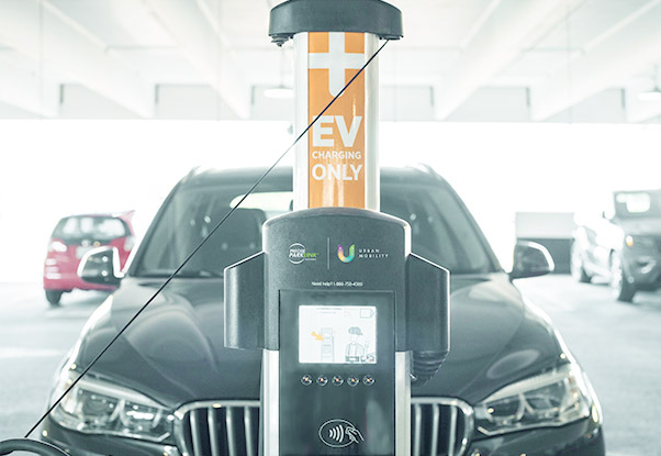 ct4000-electric-car-charging-station-chargepoint.jpg