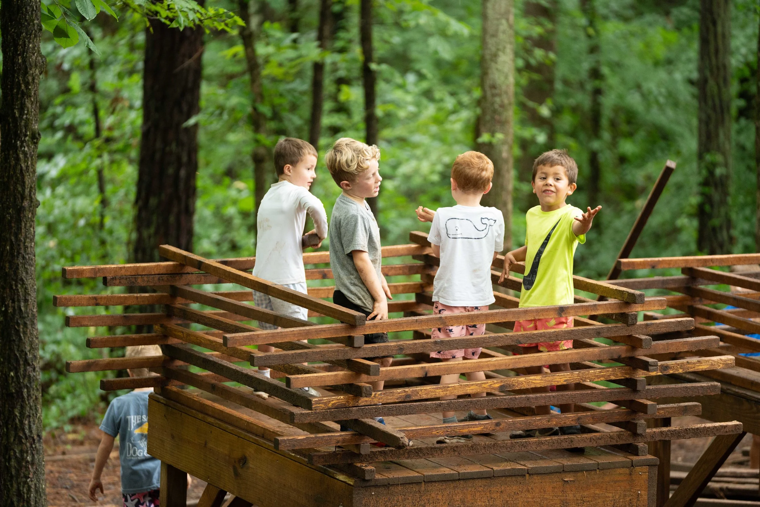 Spring Break Camp in Atlanta Fort Building