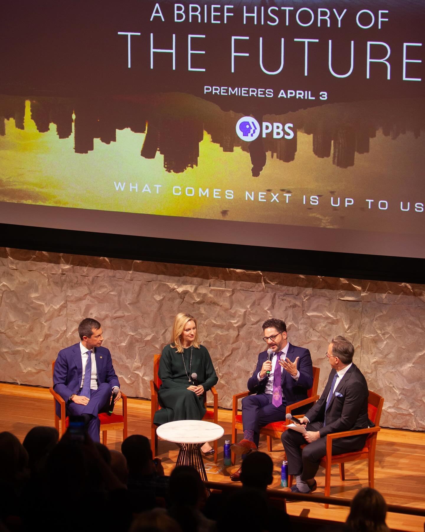 Last night&rsquo;s screening of A Brief History of the Future from PBS ✨📸 
Photos for @pbs thanks to THE @meredithwohl !!!!!!!!