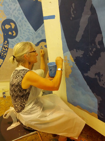 community paint day