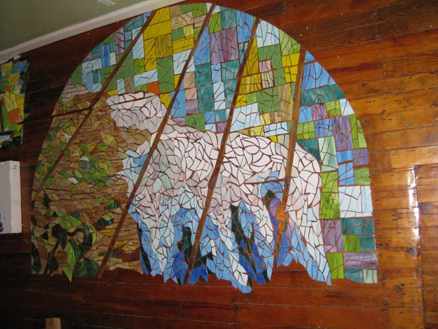  Detail of assembled glass 