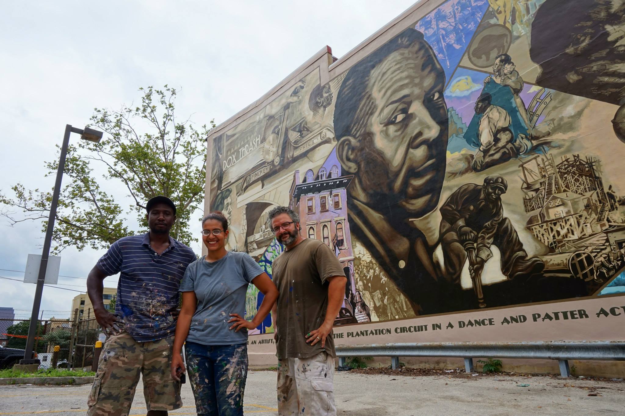 The best time to take a group shot is in the middle of a heatwave at the end of the day! We finished the entire mural in just around 6 weeks.