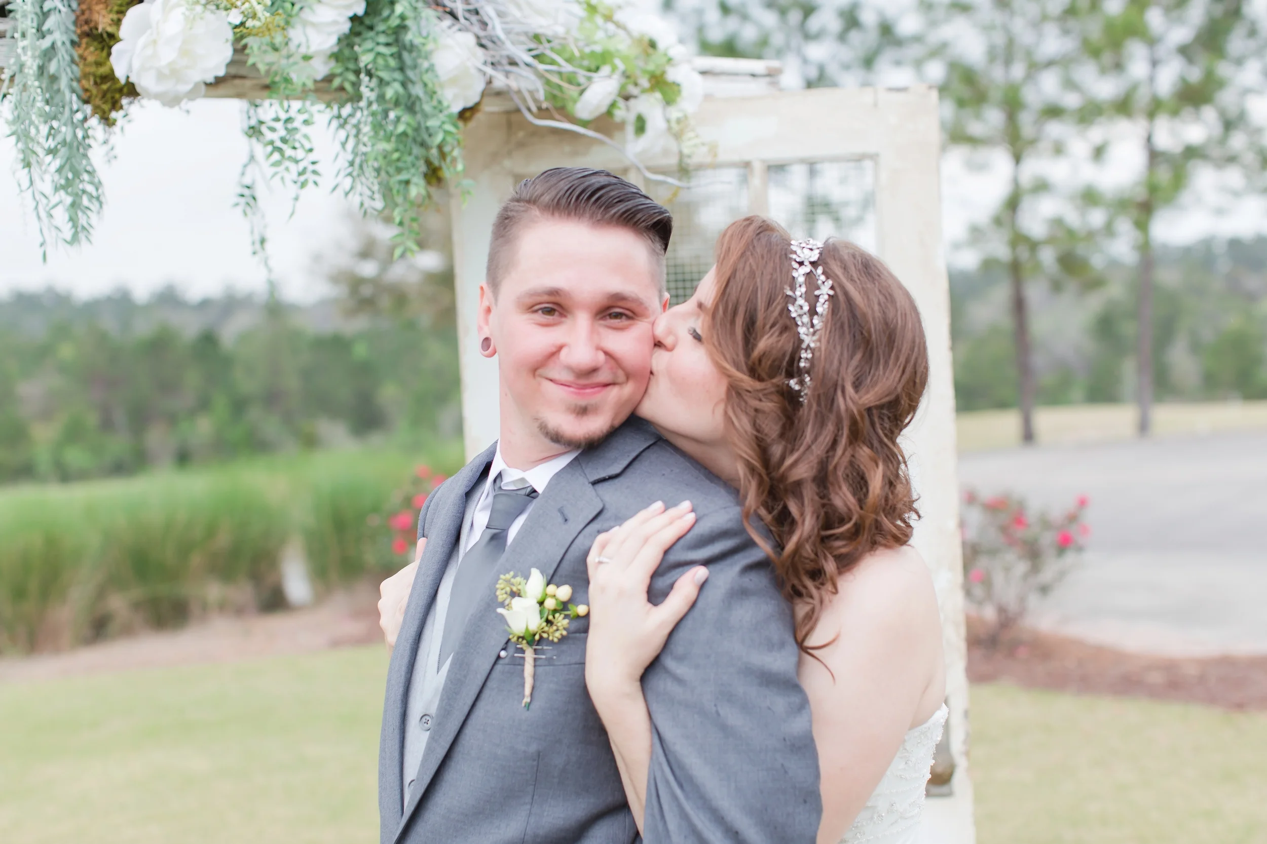 Ashley and James Sneak Peeks_0049.jpg