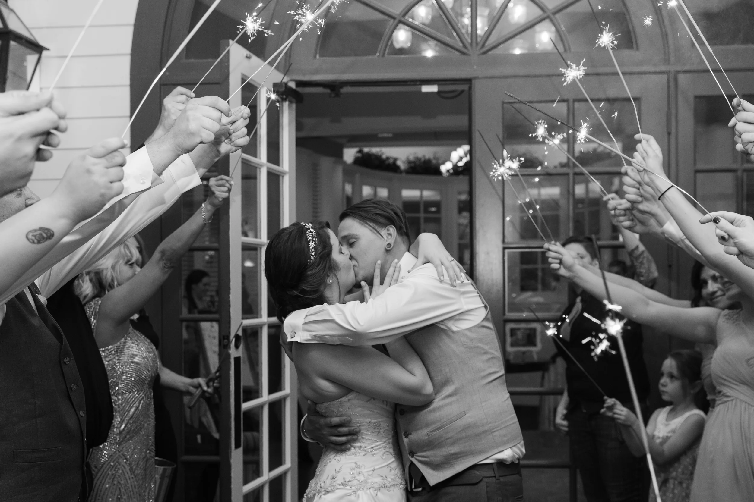 Ashley and James Sneak Peeks_0097.jpg