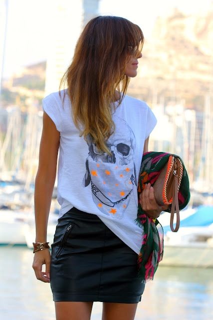 Summer Outfit Formula #2: Tee Shirt + Skirt