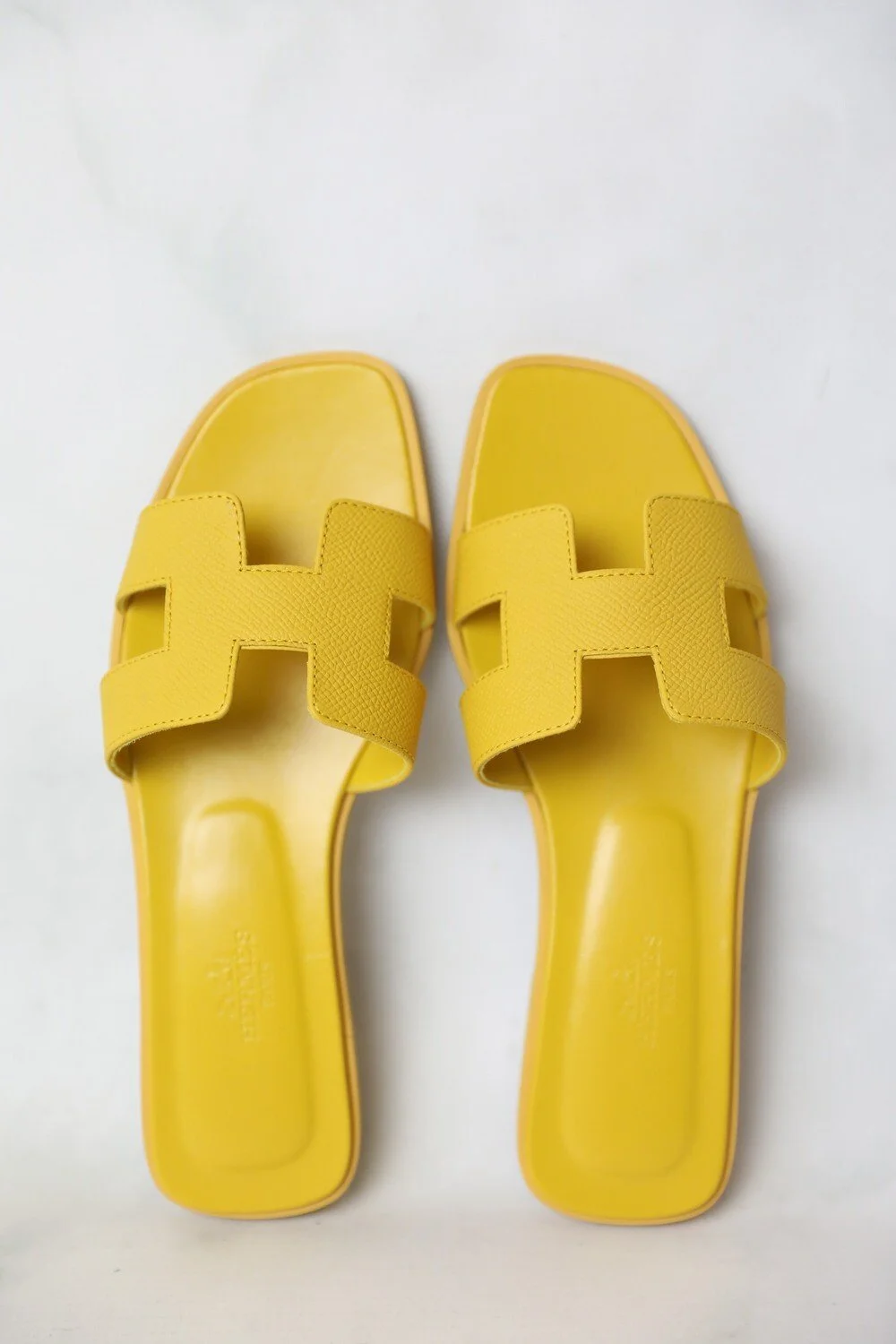 Accent Flat Sandal