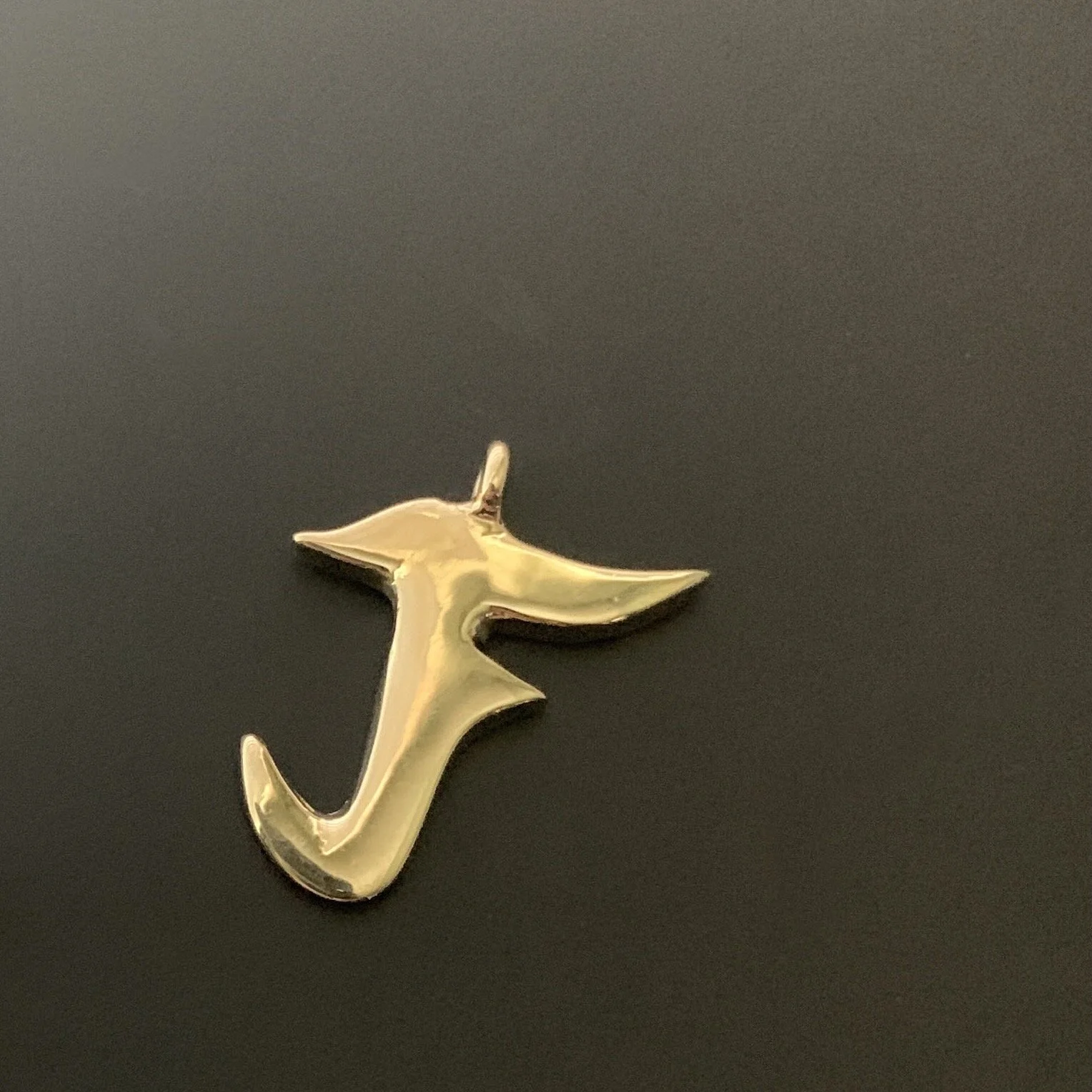 ADFF70A1-9163-432A-8B95-C42D96911239