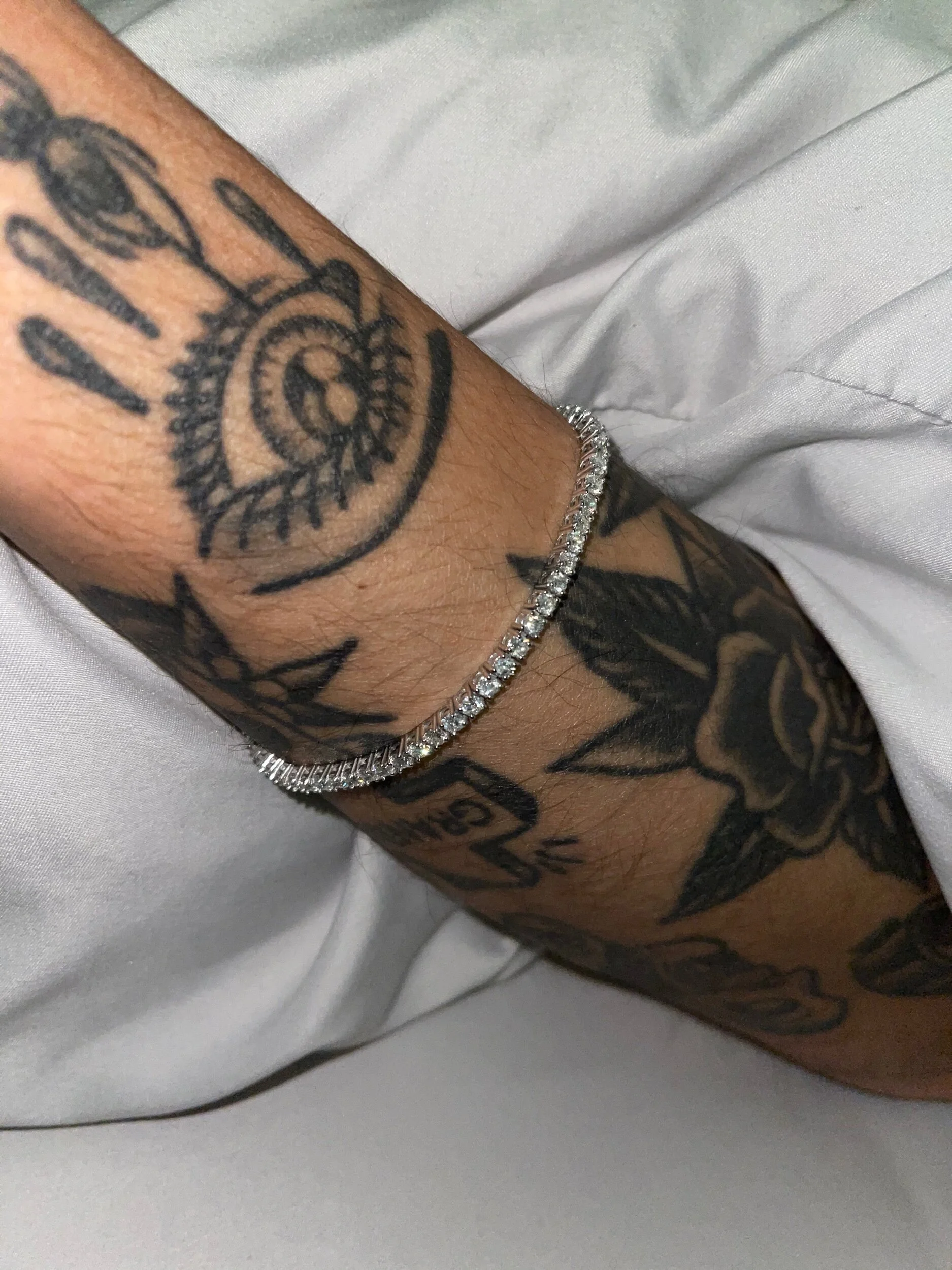 E3040FBF-03B8-42F2-93FE-C075D39112AC