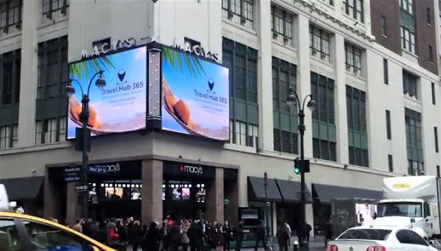 Travel+Hub+365+Macys+Ad.jpeg
