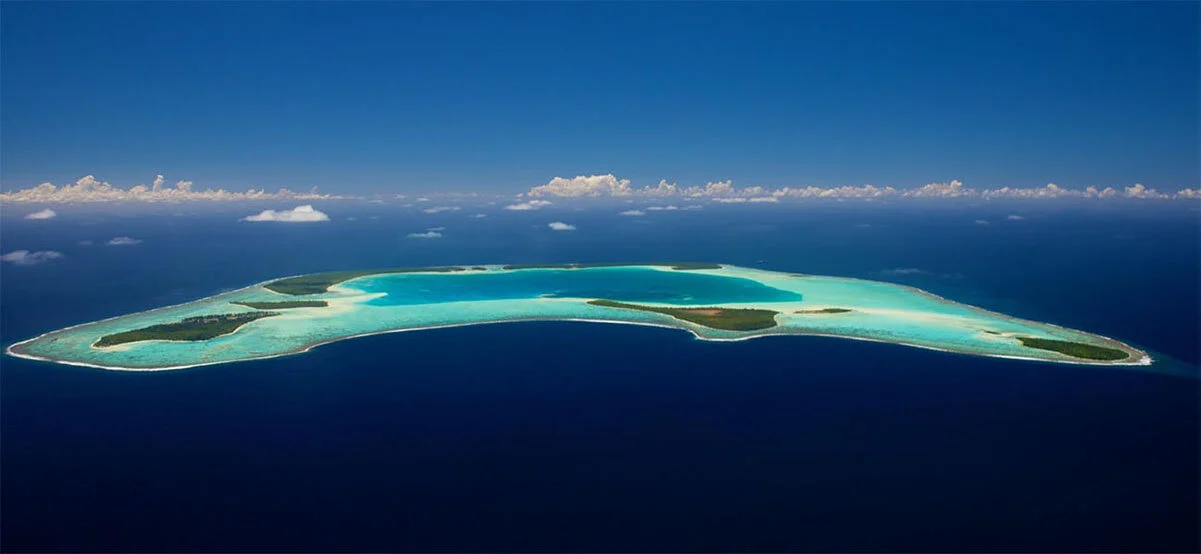 ariel-view-french-polynesia_sustainability-green-travel_blog_photo_1.jpg