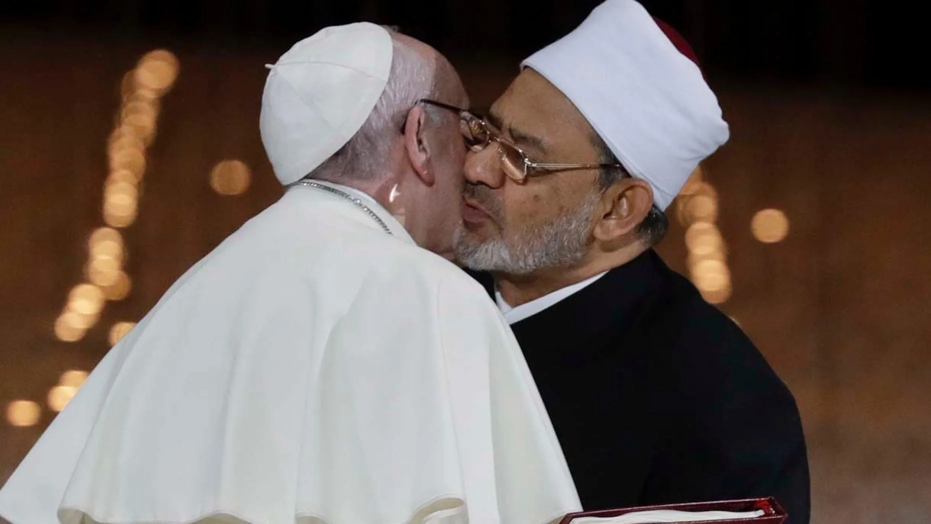PopeUAE4.jpg