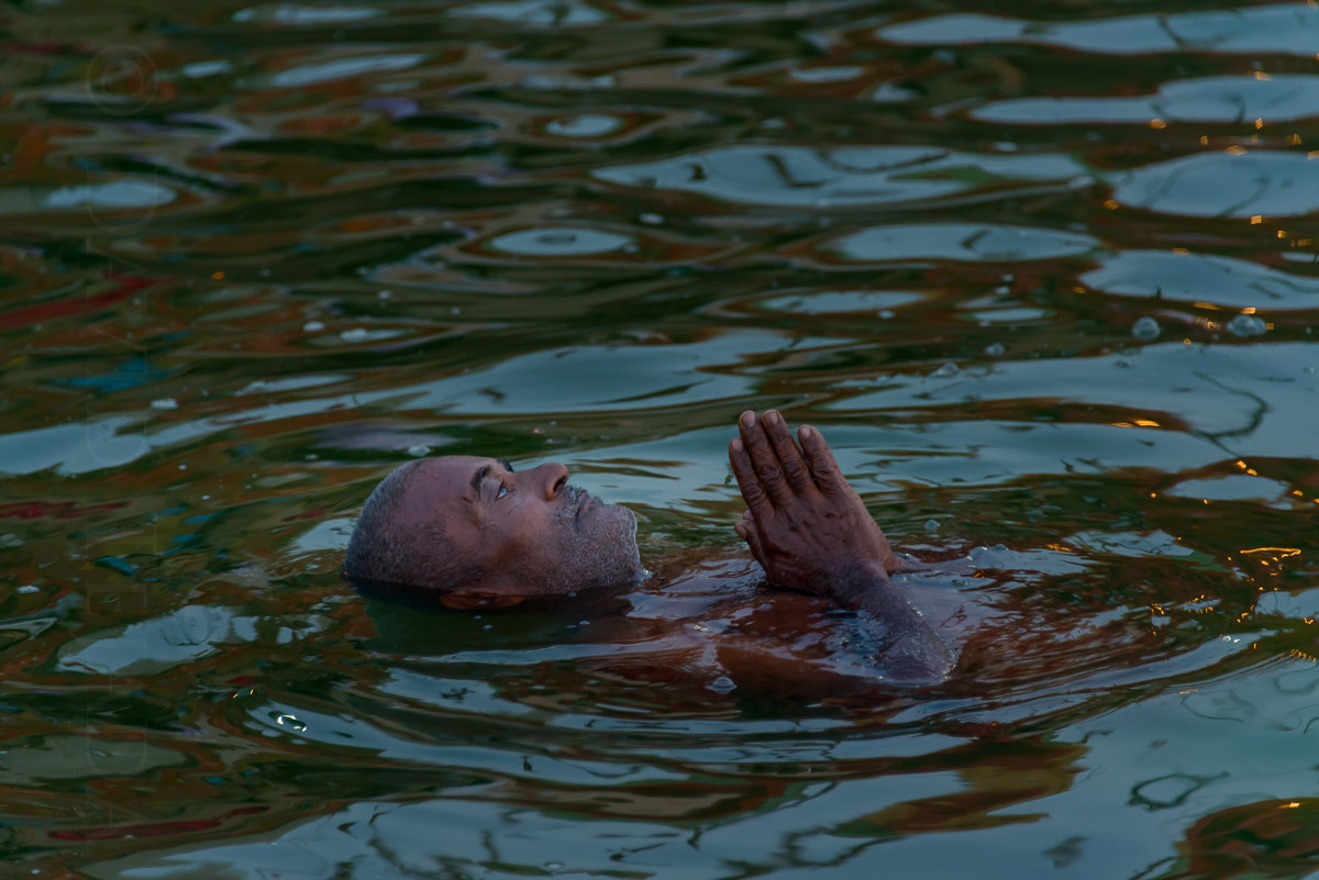 Immersion in the sacred river