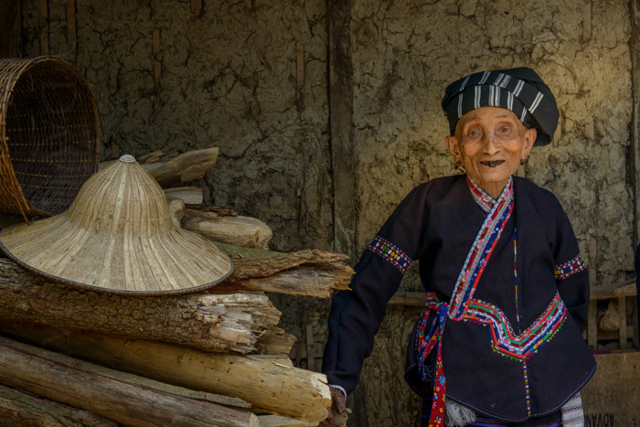 Hmong women, Vietnam