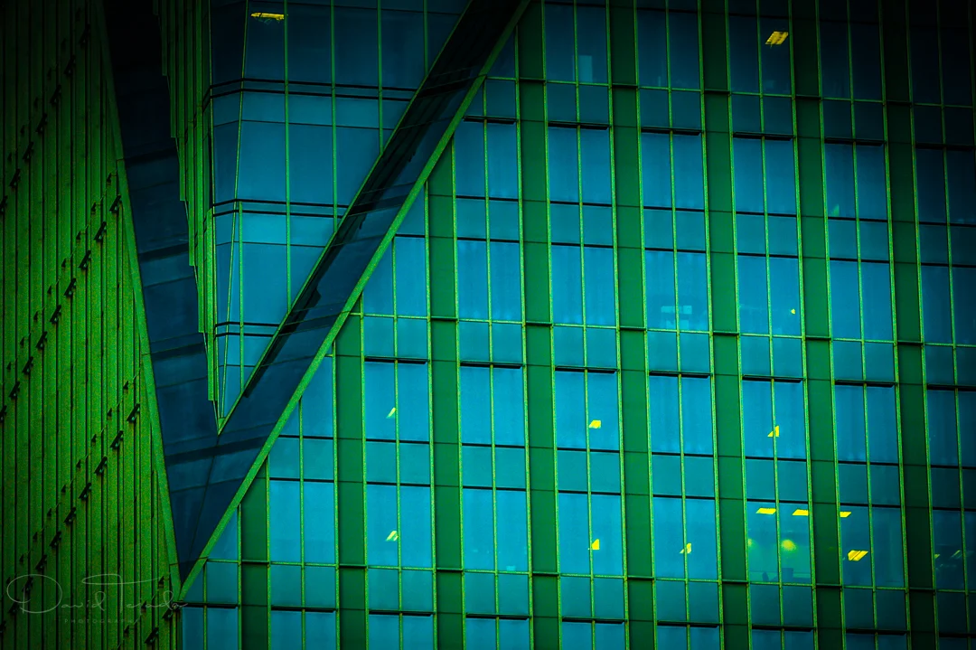  Having been a corporate photographer for more then 30 years, I have to be well versed in all sorts of photographic disciplines.&nbsp; Architecture is one of those disciplines which I really enjoy doing. Whether your project involves exterior or inte