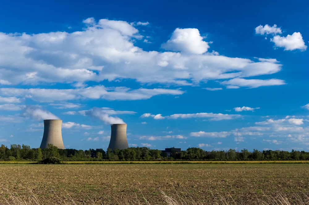  Located in near Denver, Colorado, David photographs portraits all along the front range. He has photographed for all sorts of industry leaders representing the  mining ,  engineering ,  energy , and  healthcare  industries. His rates are very compet
