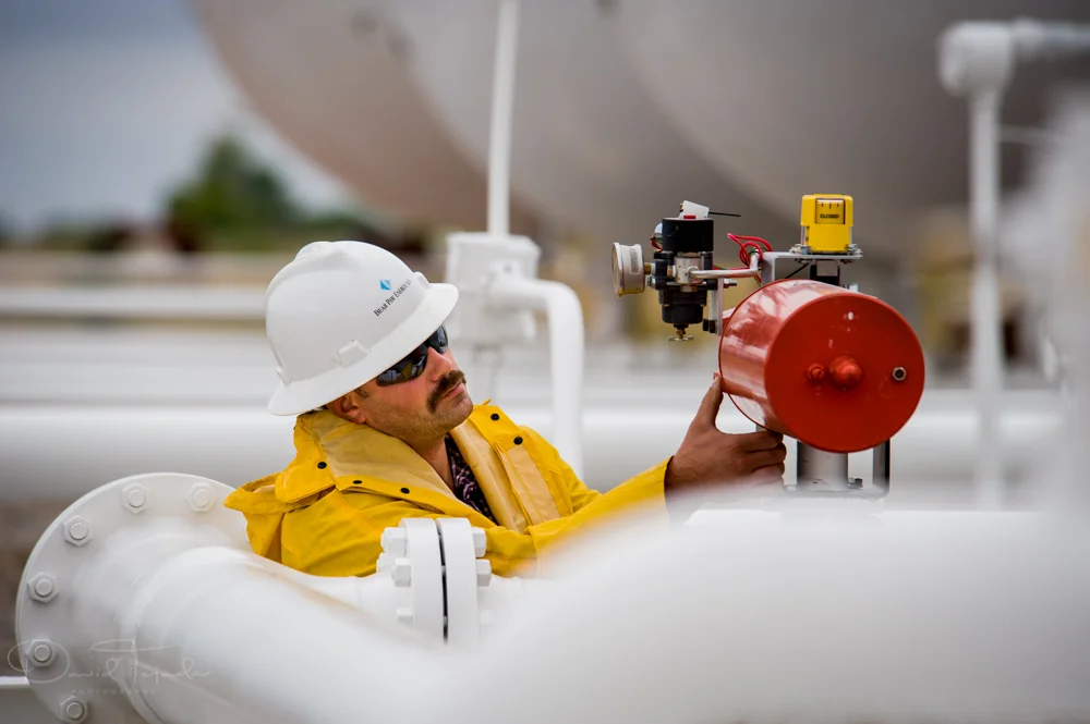  Located in near Denver, Colorado, David photographs portraits all along the front range. He has photographed for all sorts of industry leaders representing the  mining ,  engineering ,  energy , and  healthcare  industries. His rates are very compet