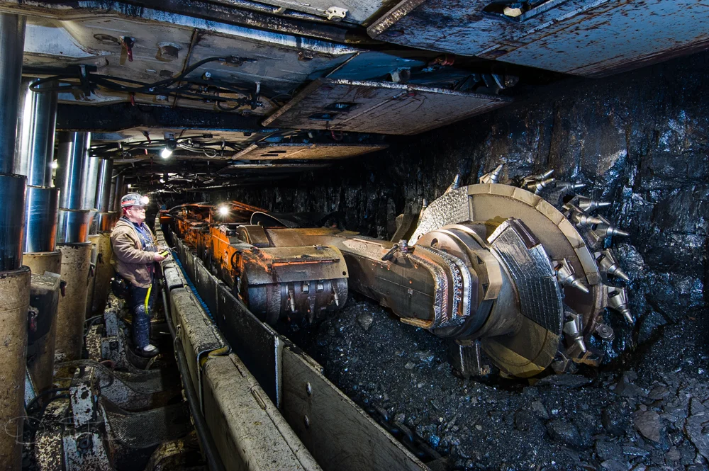 Mining photography is a specialized area of industrial photography. David has shot for most major mining companies in the United States. He has traveled around the world shooting for major mining companies and engineering firms, such as copper mining in South America and Southeast Asia, gold mining in Nevada, South America, and Southeast Asia, and coal mining in Wyoming. Mining photography services include: Underground mining, surface mining, coal mining, copper mining, gold mining . David also shoots for the oil & gas industry .