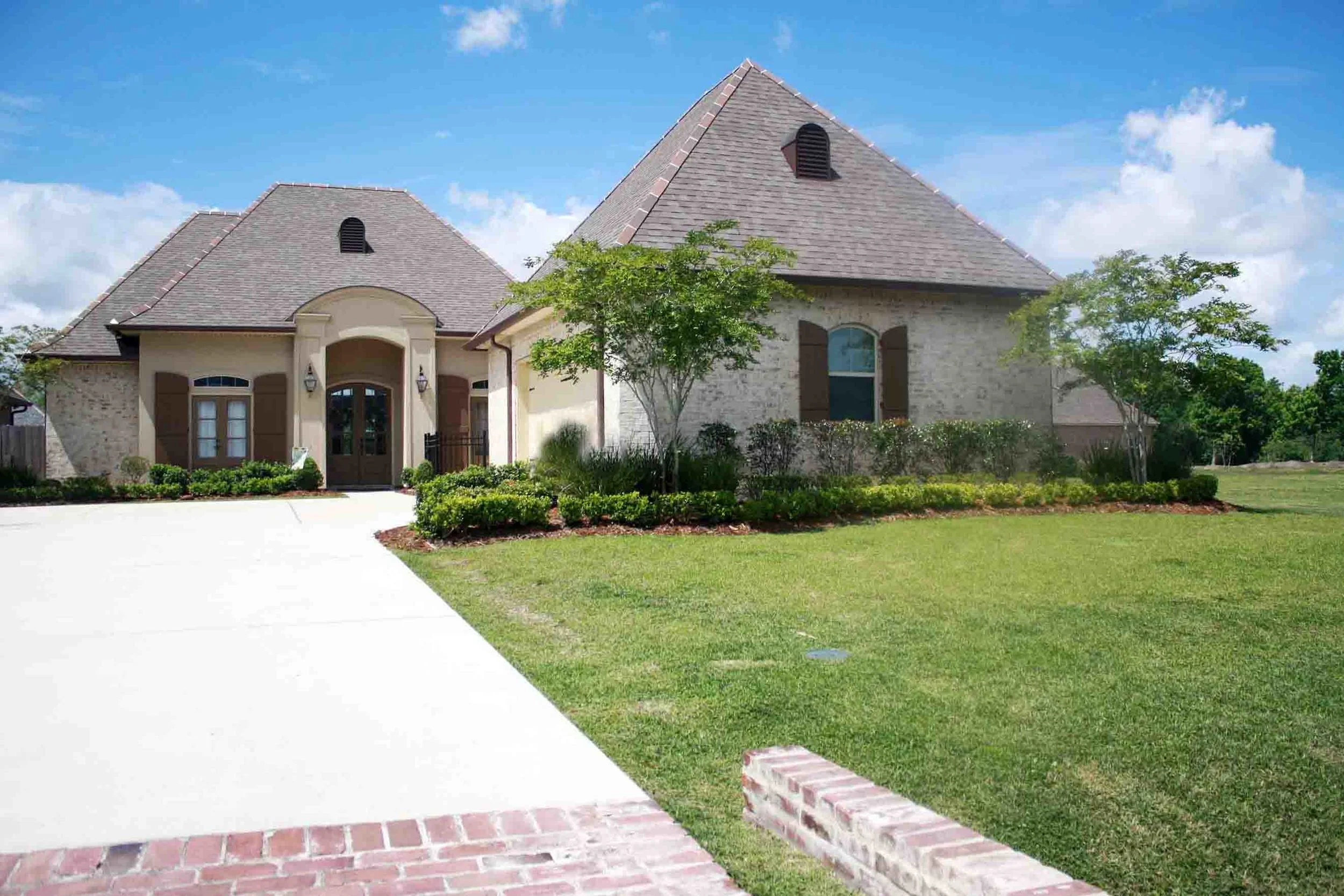 615 PELLICAN CREST.4.JPG