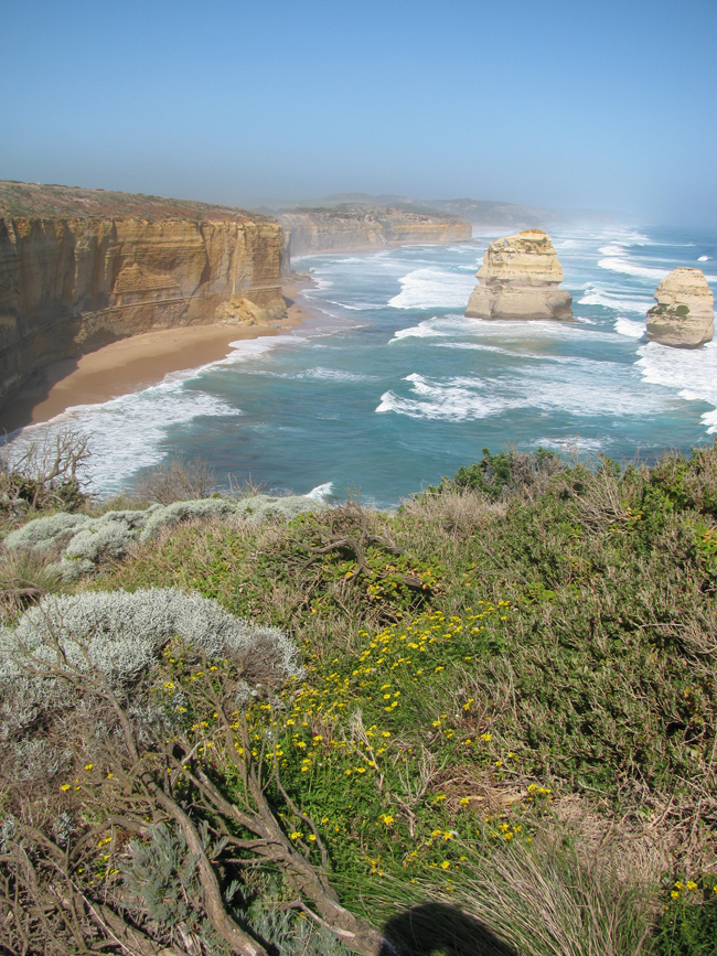  Looking in the opposite direction of the Twelve Apostles was even prettier the way the sun was shining. 