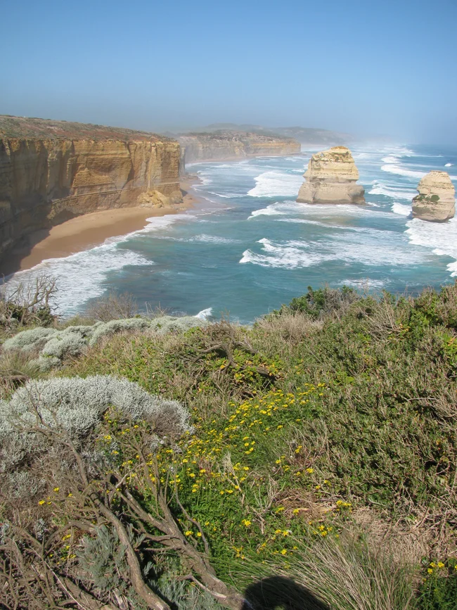 Looking in the opposite direction of the Twelve Apostles was even prettier the way the sun was shining.