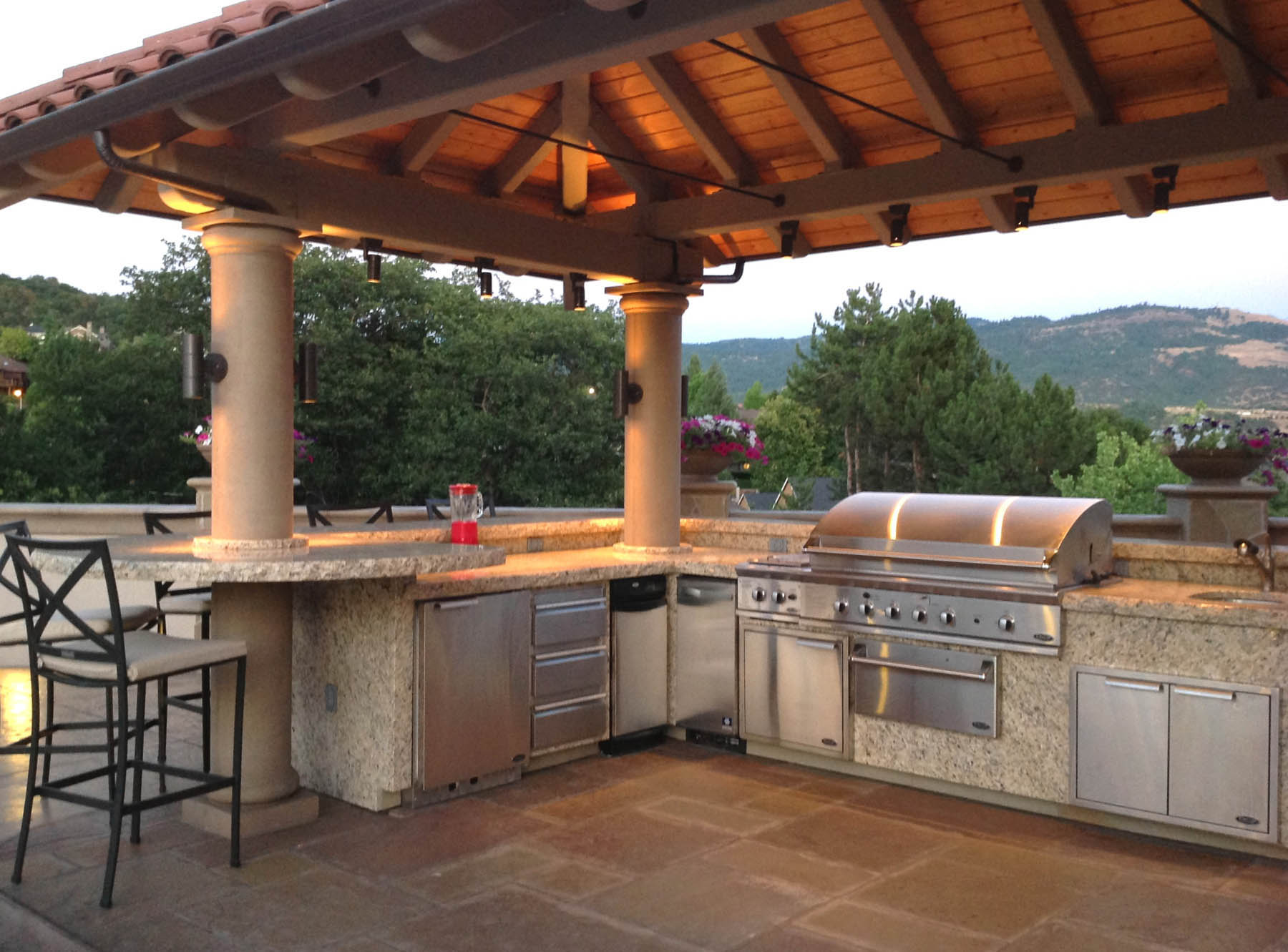 Outdoor Kitchens Fireplaces Galbraith And Associates