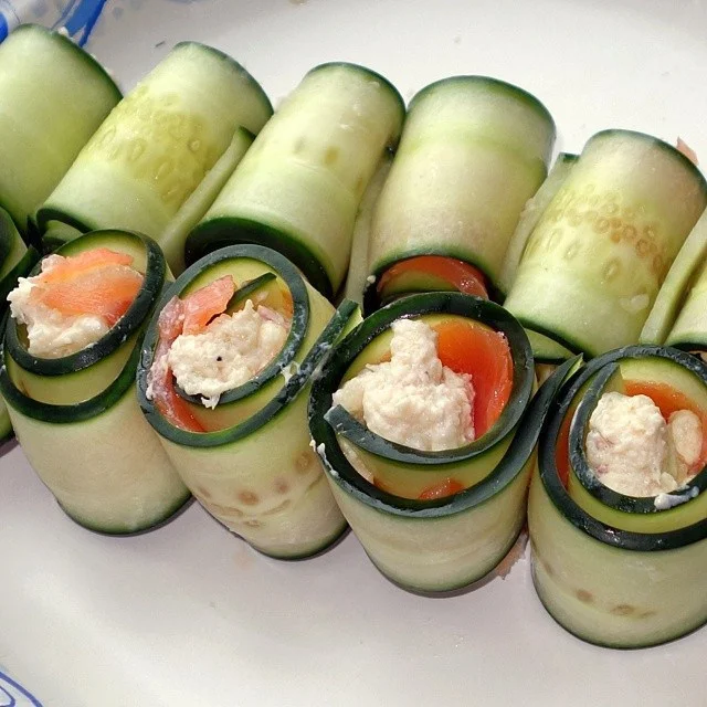 salmon-cucumber-bites.jpg