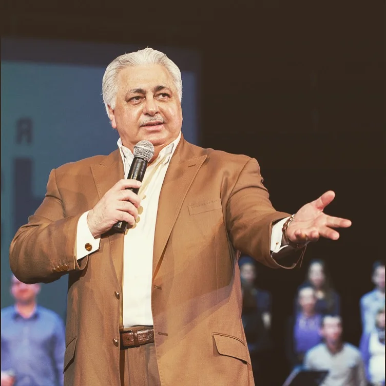 William Hinn Sr. - Risen Nation Founding Member & Senior Pastor at Resurrection Life Church