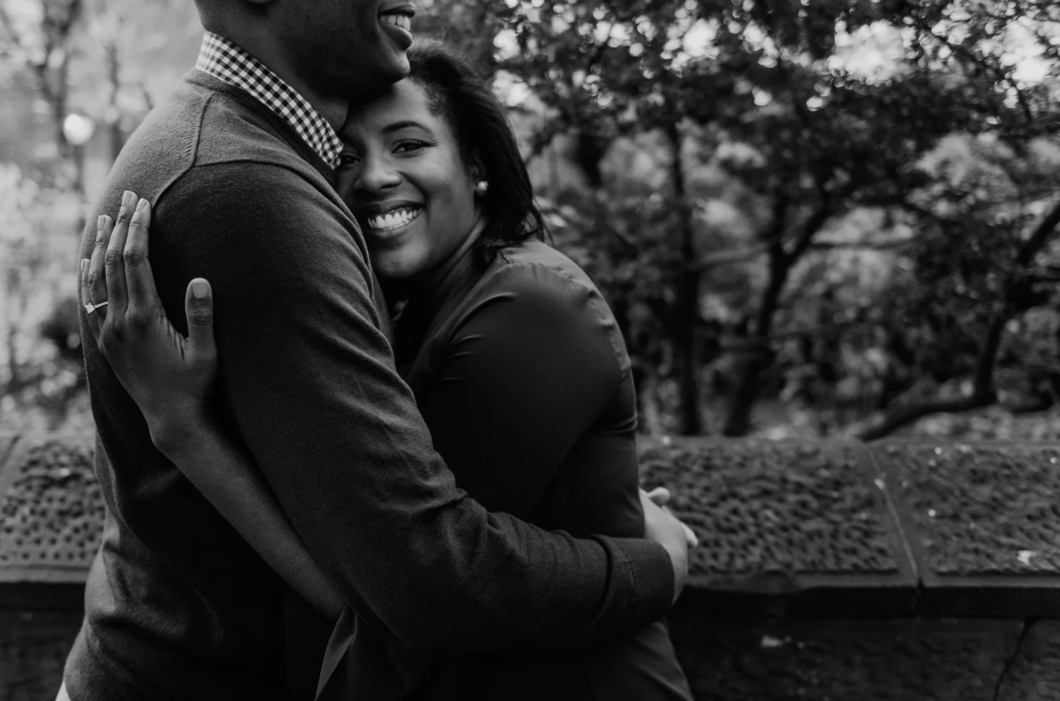 CentralPark.Manhattan.NYC.PlazaHotel.EngagementPhotos.5.jpg