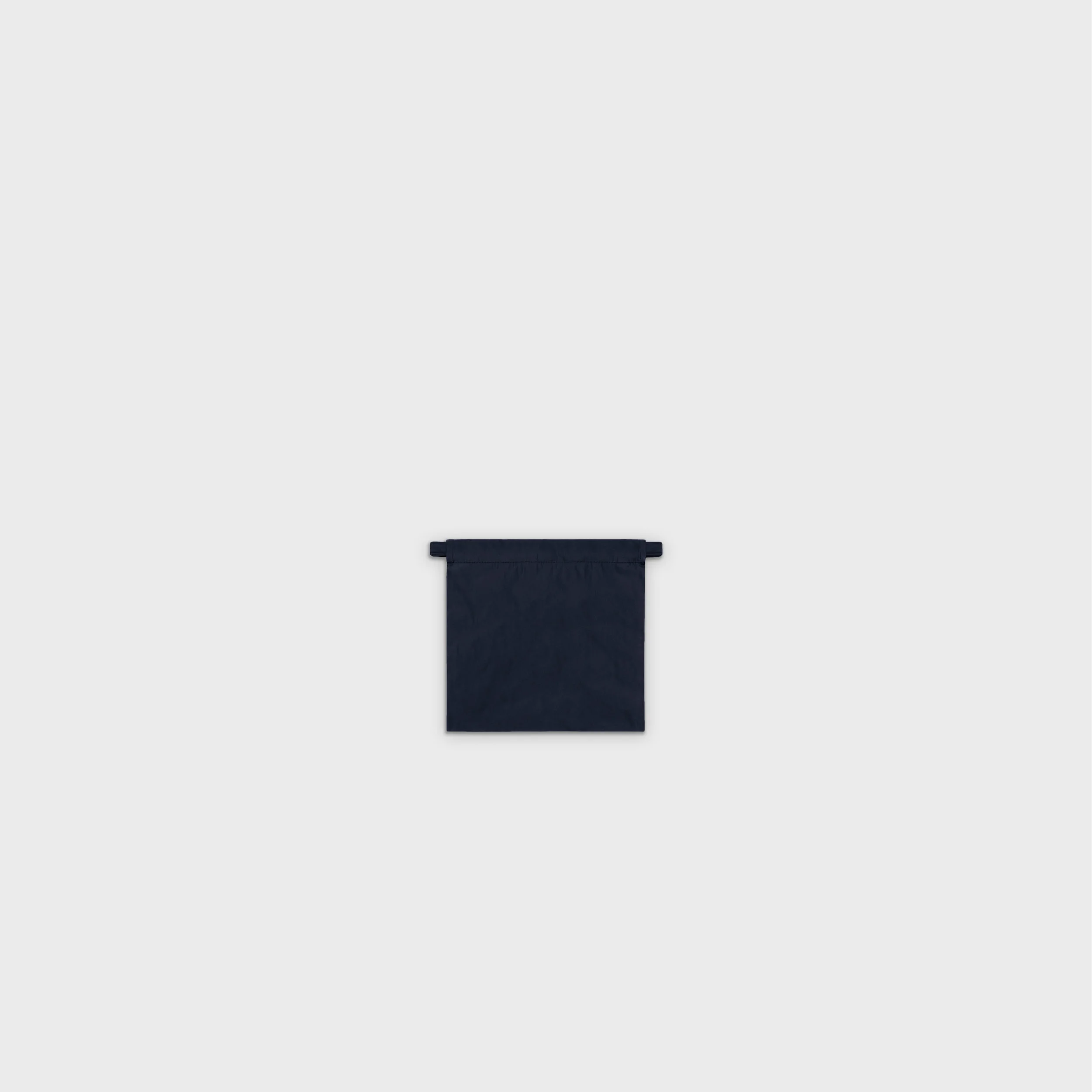 formuniform_bagXS_flat_navy.jpg