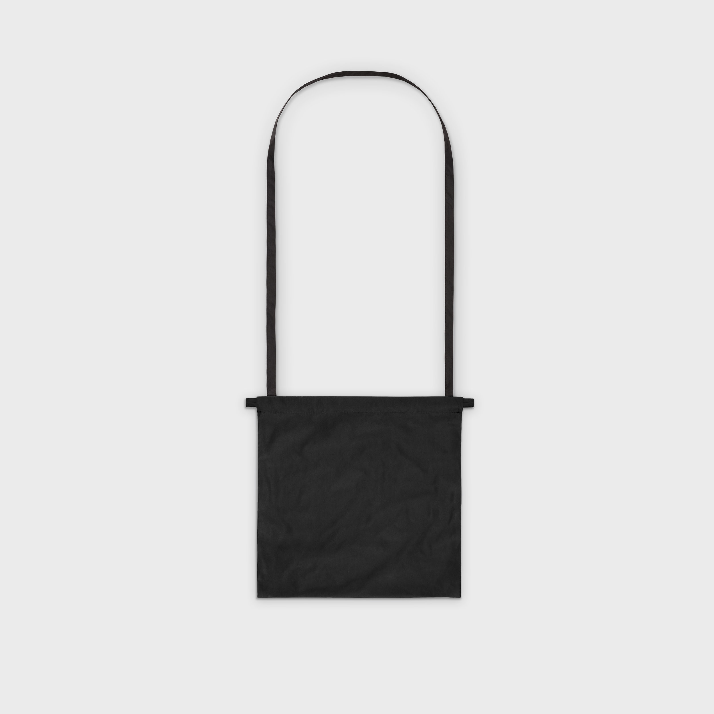 formuniform_drawstring bag S flat black.jpg
