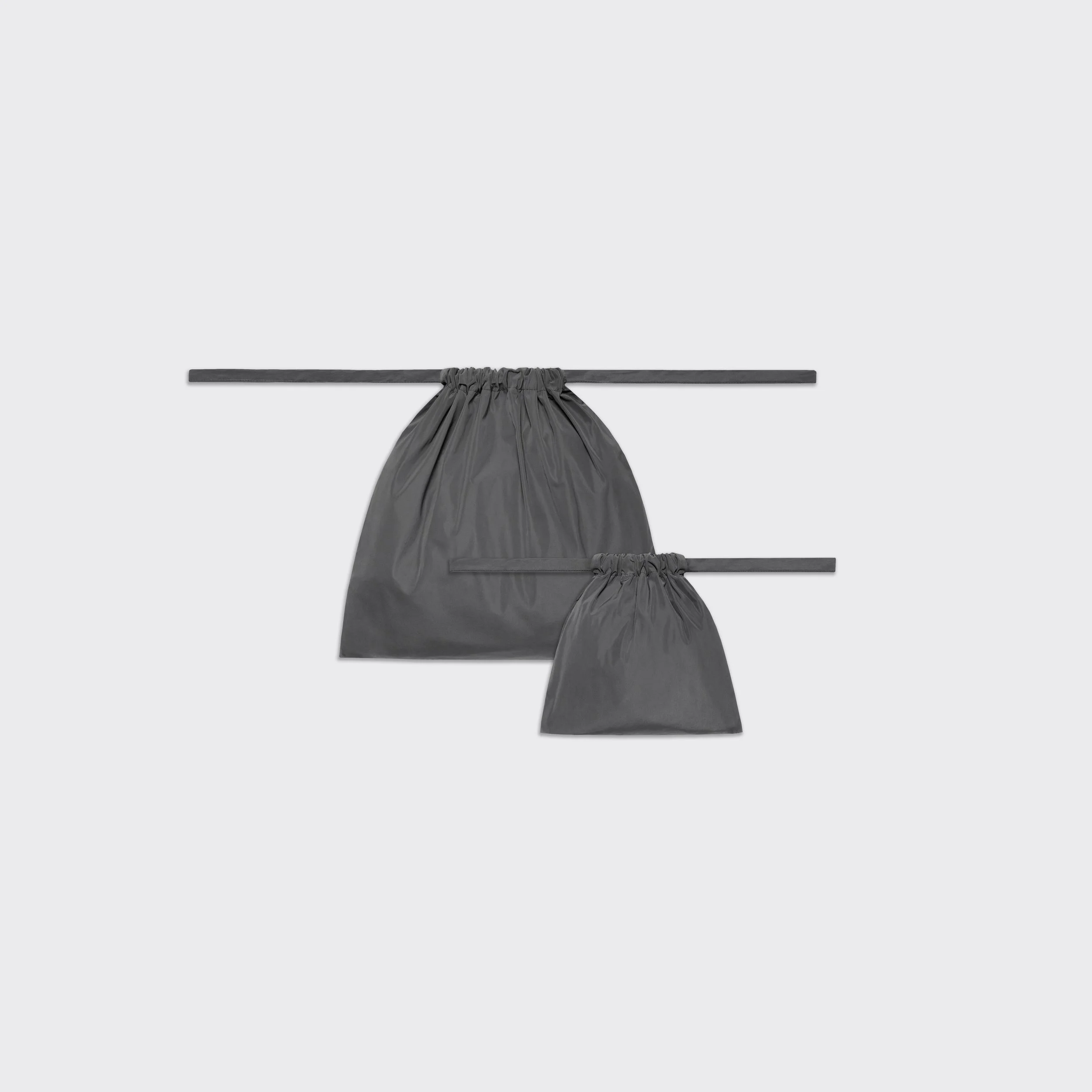 formuniform_drawstring bag 35 ir 22 grey2.jpg