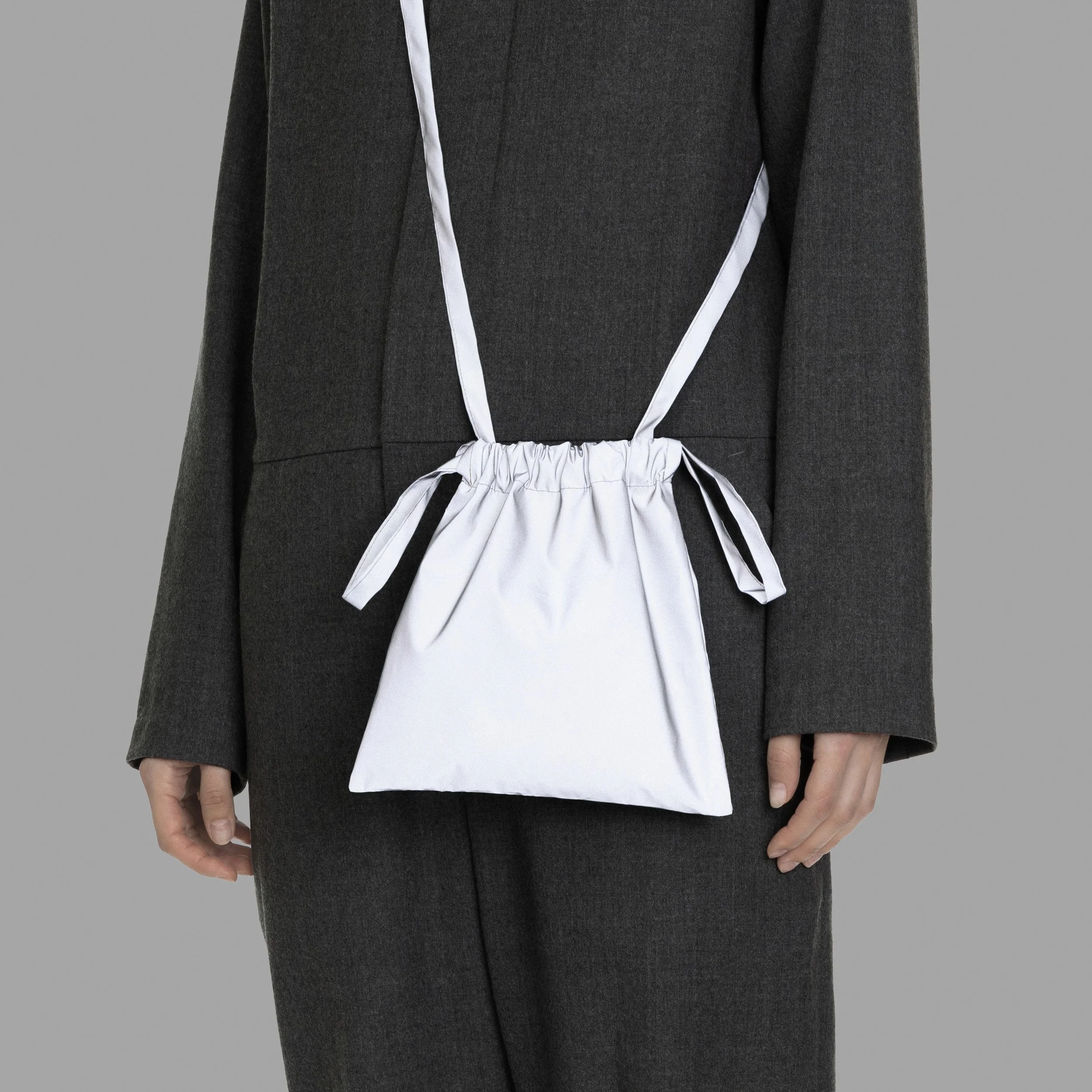 22wF 2formuniform_drawstring_bag+w+strap_35_folio+copy.jpg