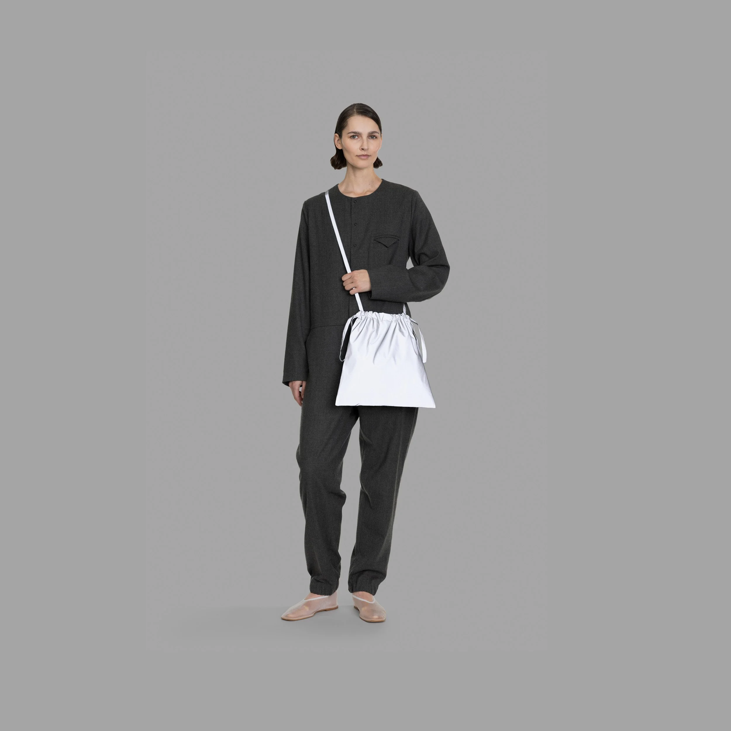 35w 2formuniform_drawstring_bag+w+strap_35_folio+copy.jpg