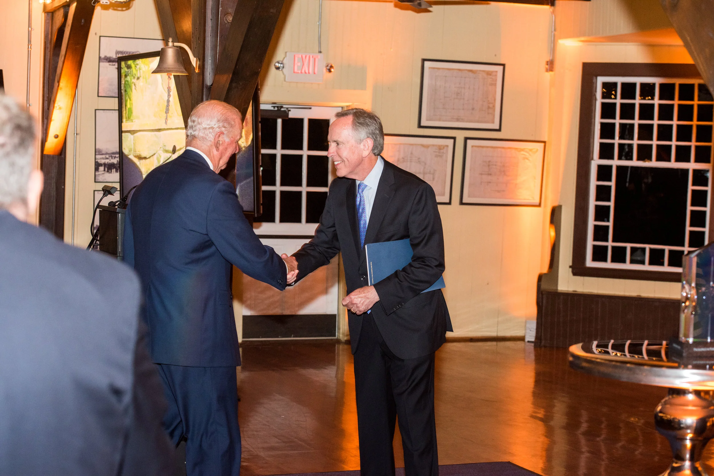 bush_library161.jpg