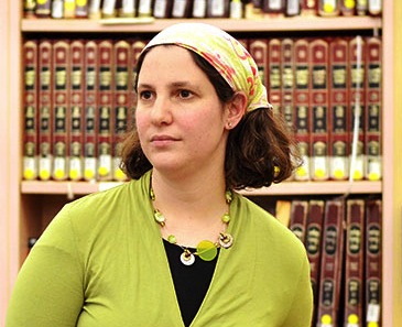 Sara Hurwitz's Road To Becoming the First Publicly Ordained Orthodox Jewish Rabba