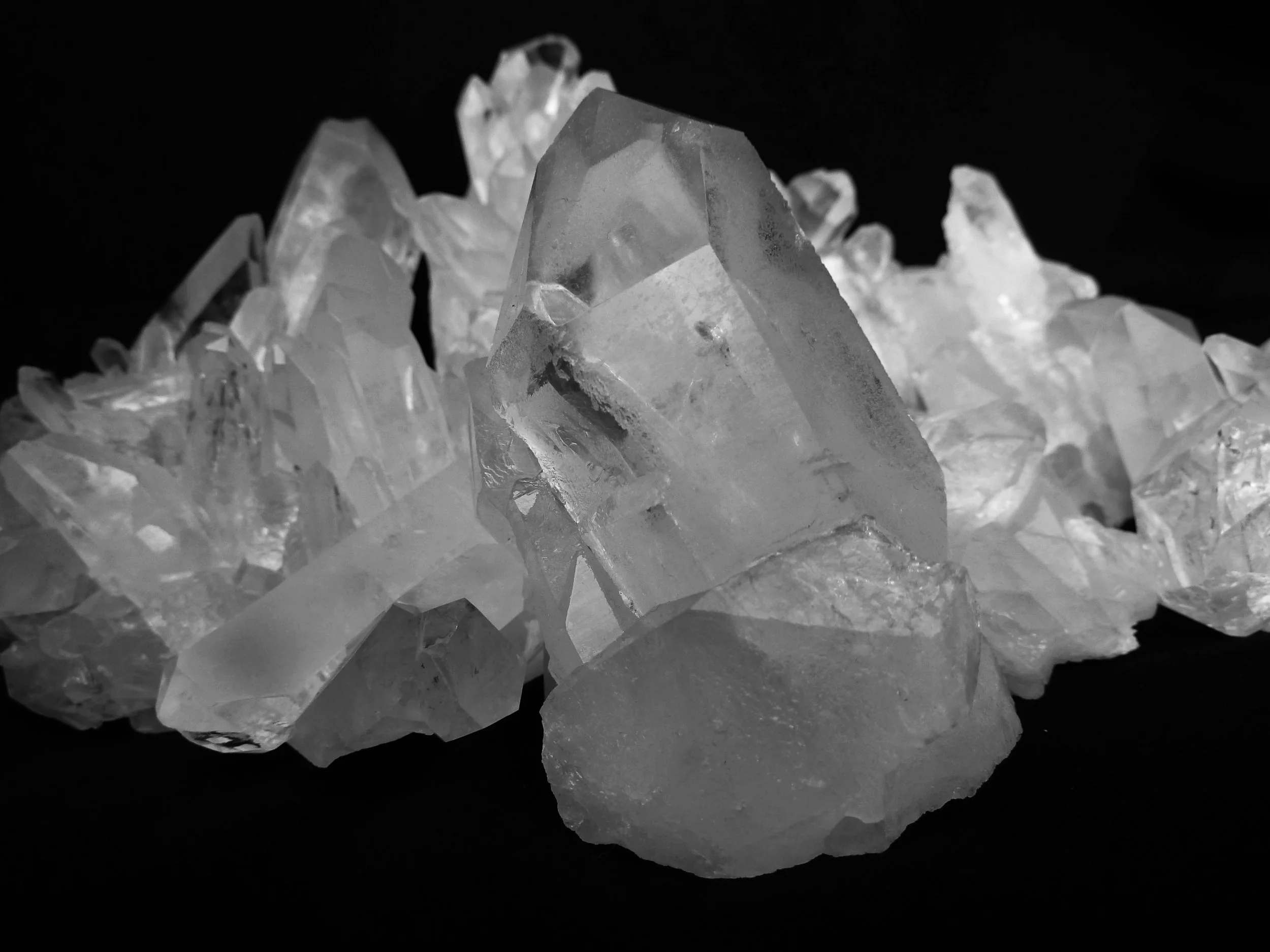 rock-crystal-1603422-ConvertImage.jpg