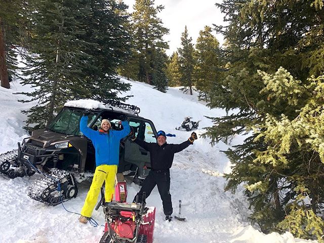 Good vibes only with @thekingmeister &amp; Rob ☀️🏔 #backcountry #aspen #theoutbound #smithcabin #polaris #mountainlife #cabinlife