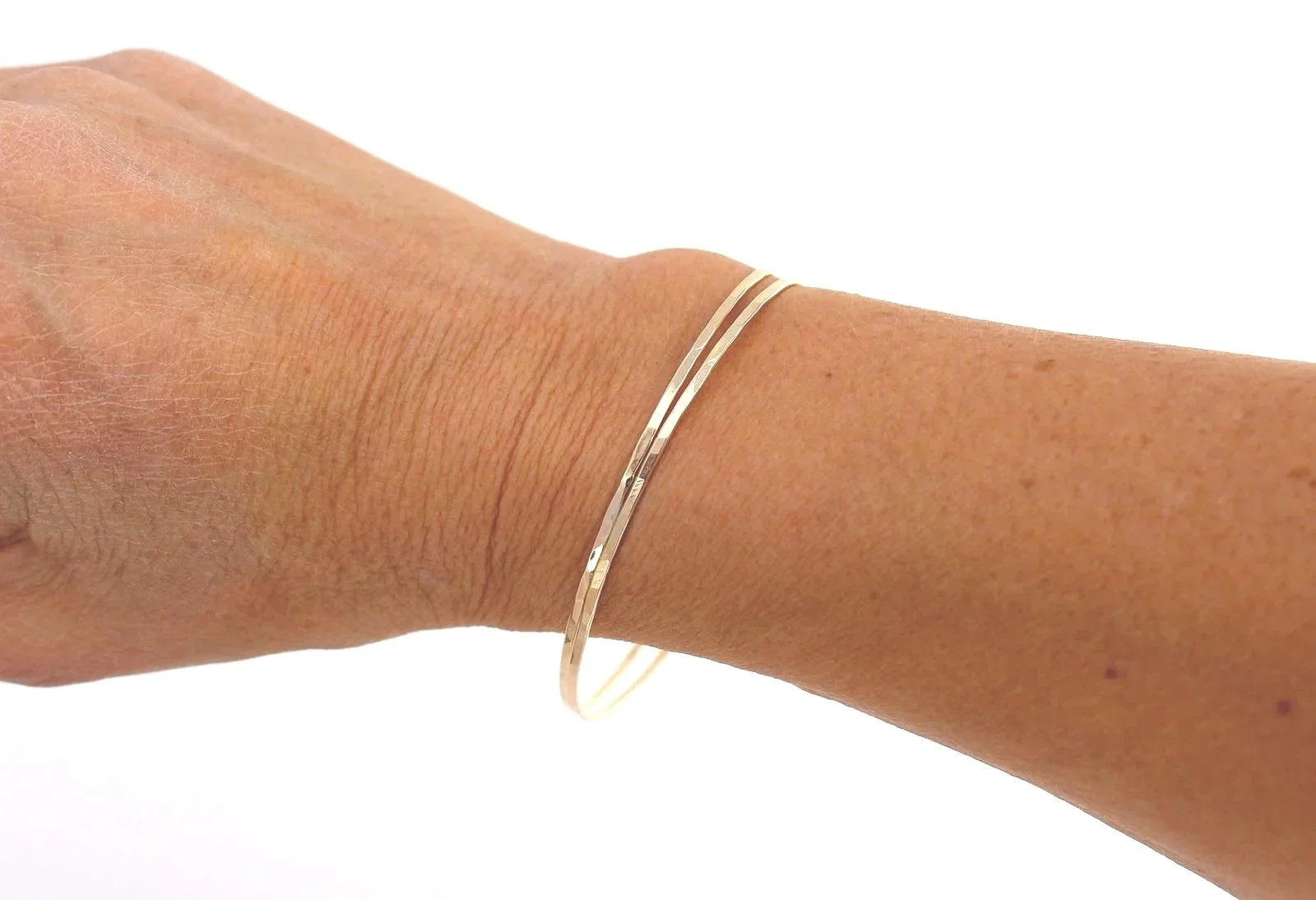 14k%2BThin%2BGold%2BBangle8.jpg
