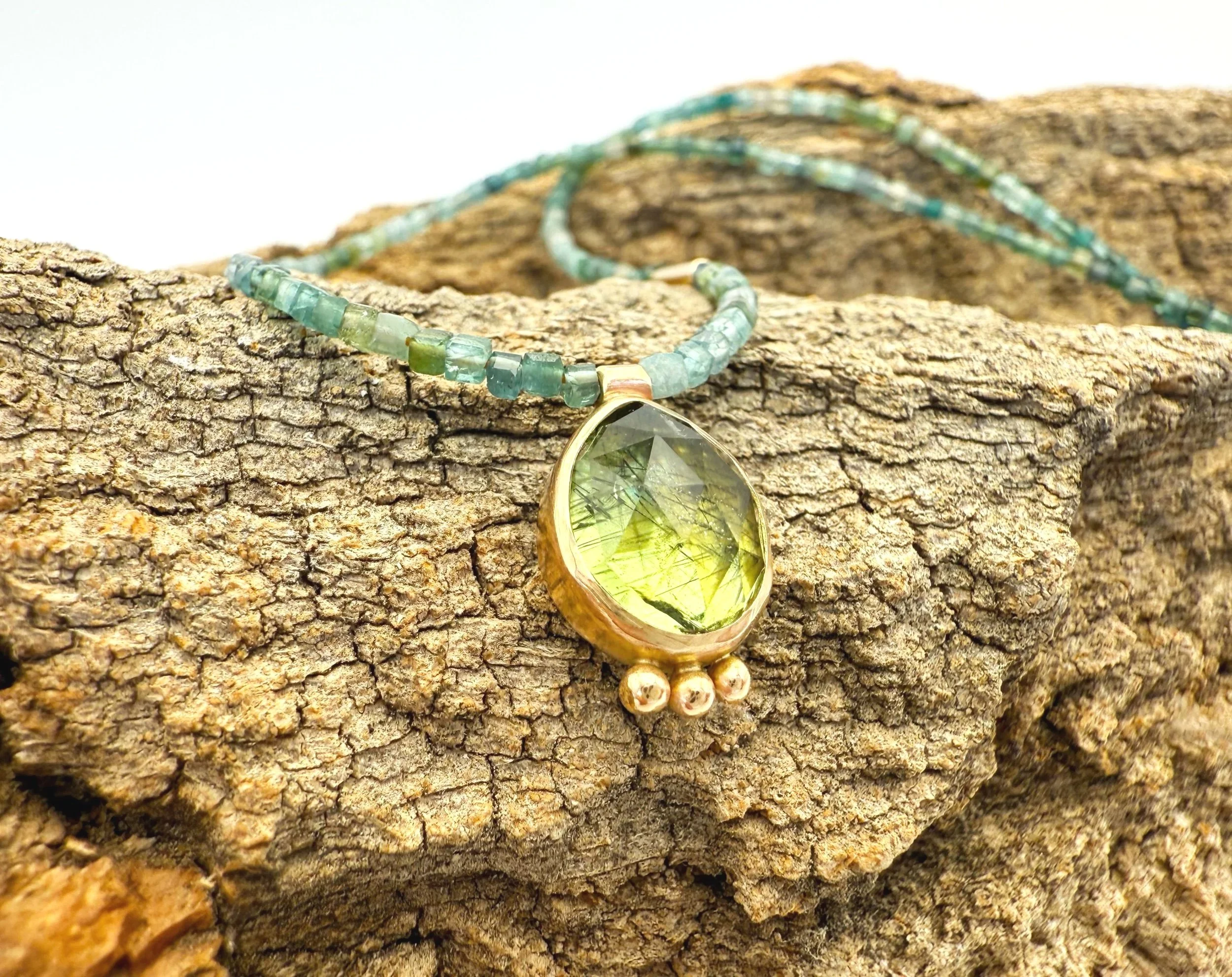 bezel set green peridot pendant necklace in 14k solid gold