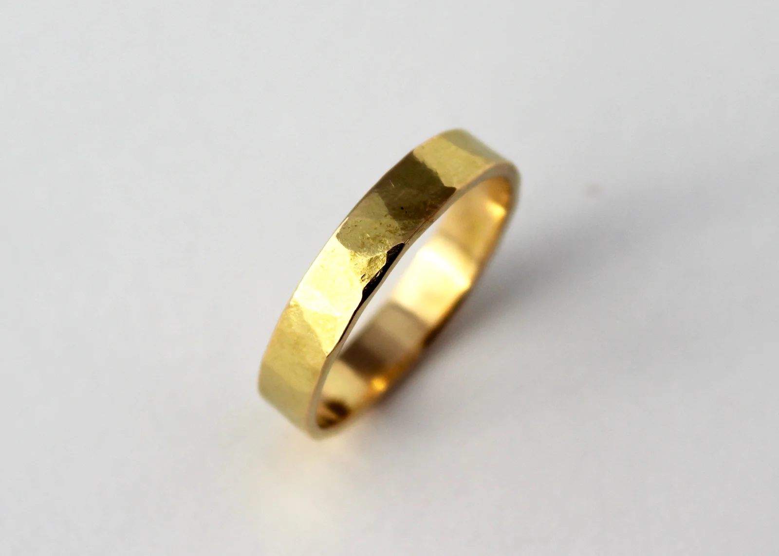 Hammered 18k Gold Wedding Ring