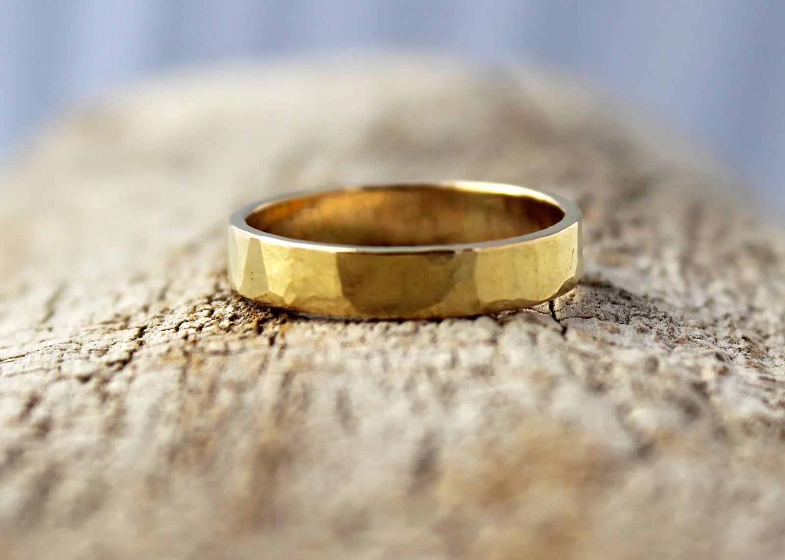 18k Gold Ring 4mm. 18k Gold Wedding Band