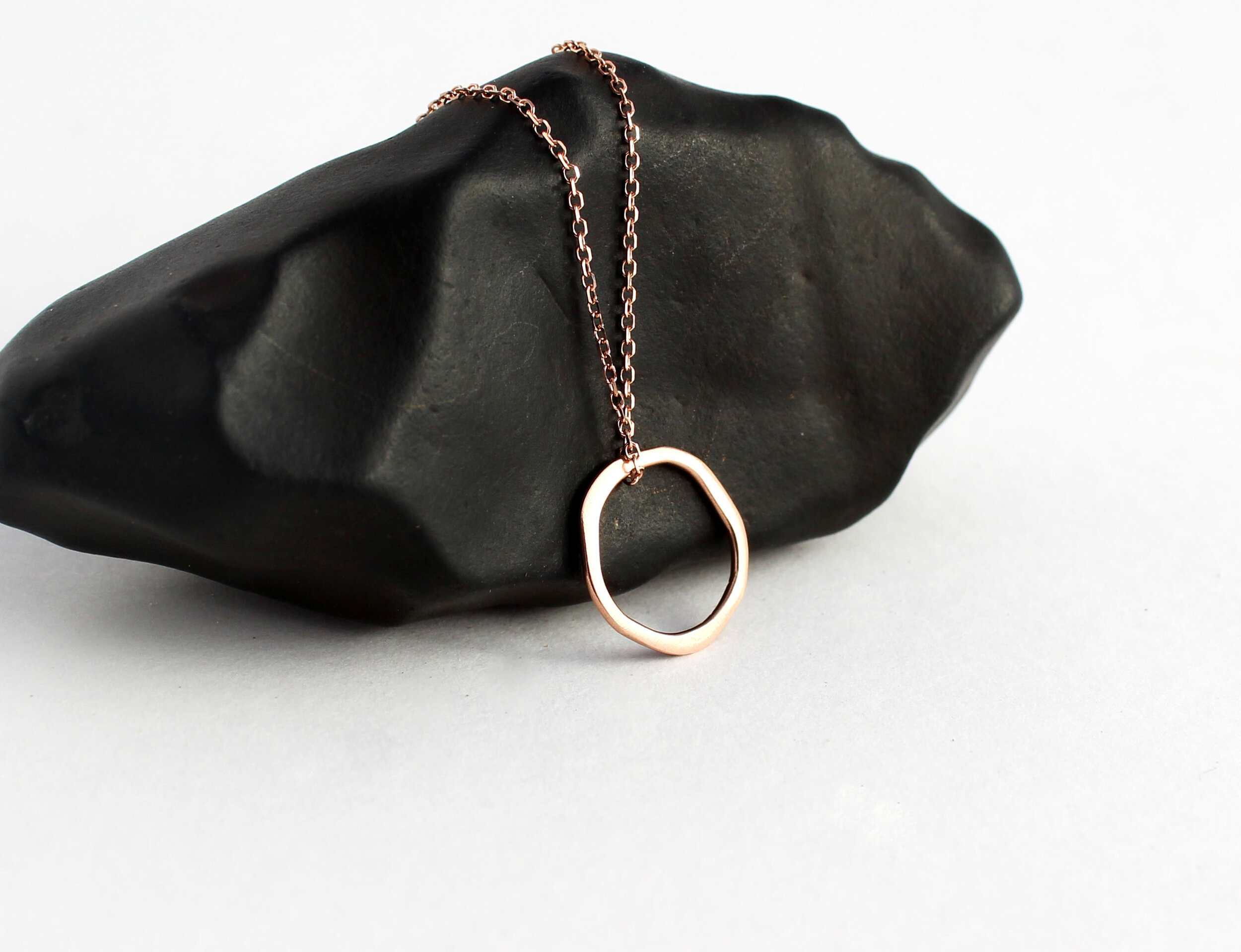 rose gold circle necklace10.jpg