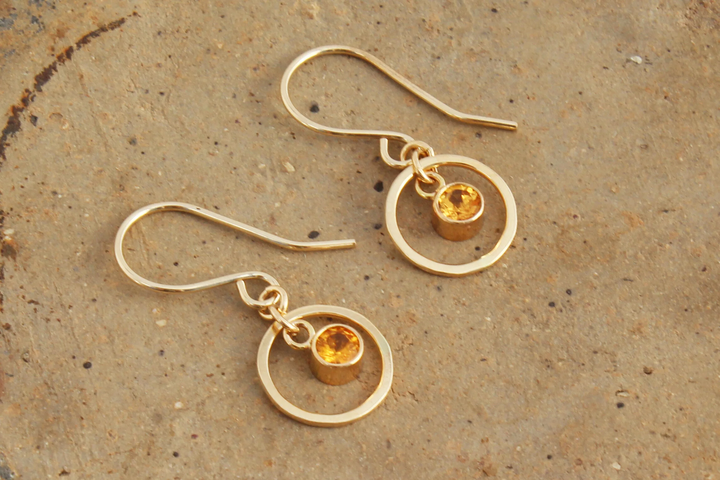 gold yellow earrings 10.jpg
