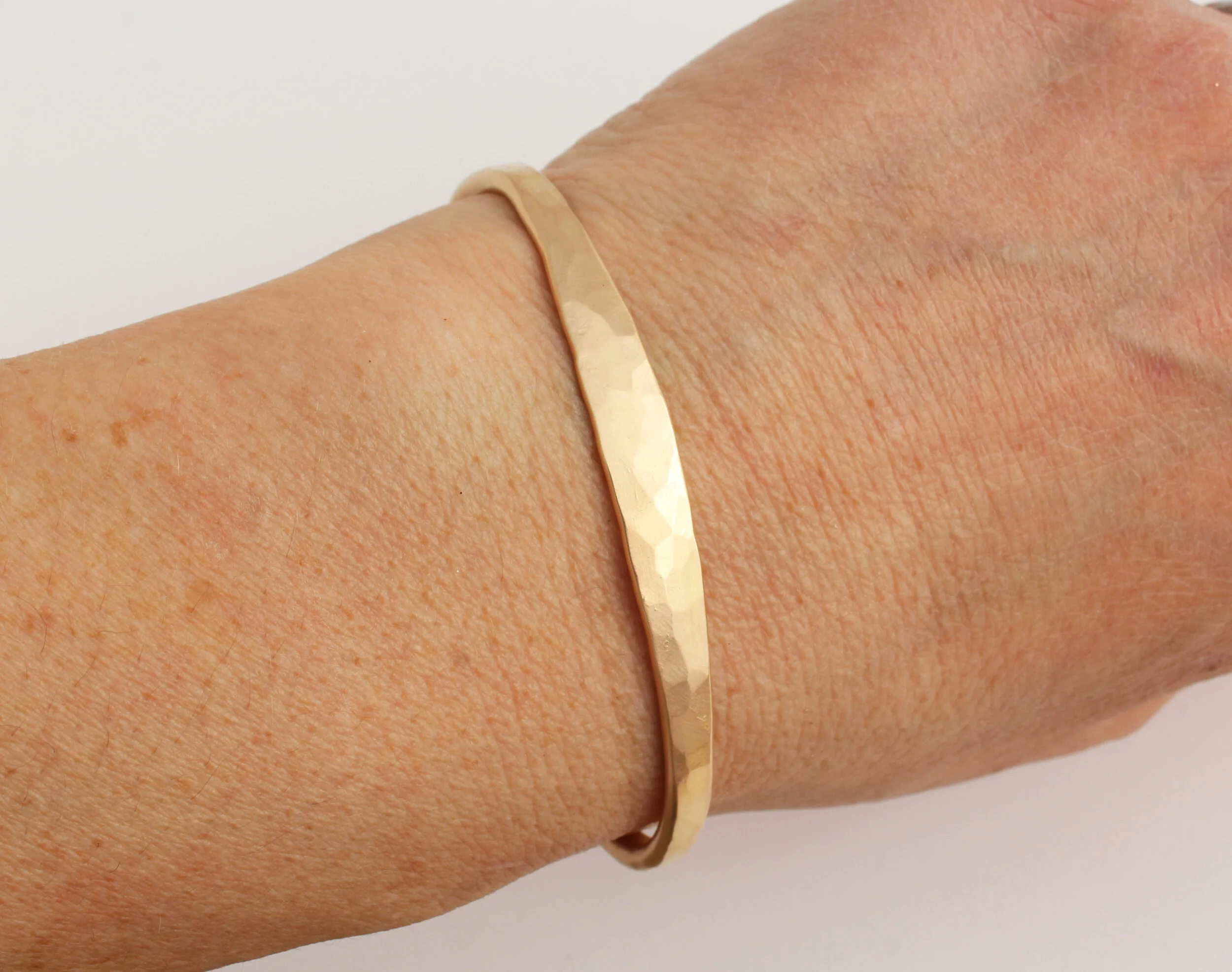 Thick Gold Cuff4.jpg
